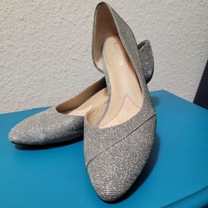 Naturalizer kitten heels